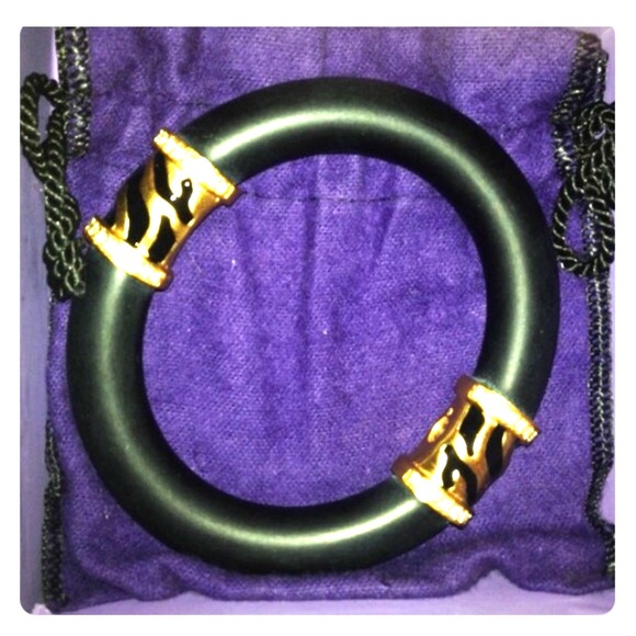 Elizabeth Taylor Avon 22K GP 1994 collection - Picture 1 of 3